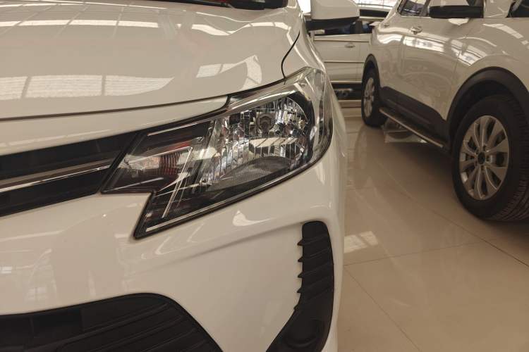 Used Toyota Vios 2021 1.5L CVT Innovation Edition Left Front Headlight