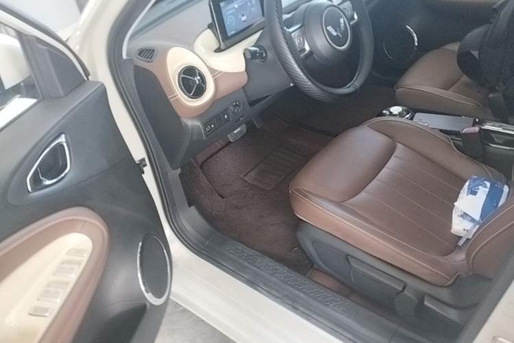 Used Wuling Bingo 2024 333 km Enjoyment Version
