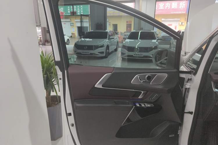 Used Buick Century 2023 2.0T Six-Seater Yinshi Edition