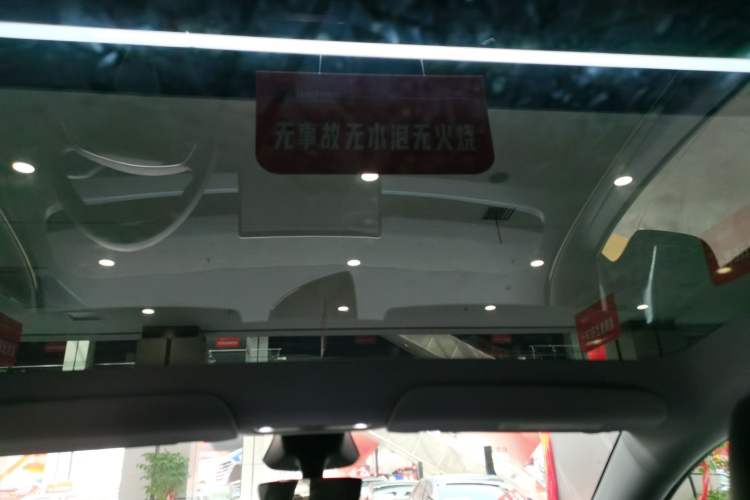 Used Tesla Model Y 2025 Rear-Wheel-Drive Version
