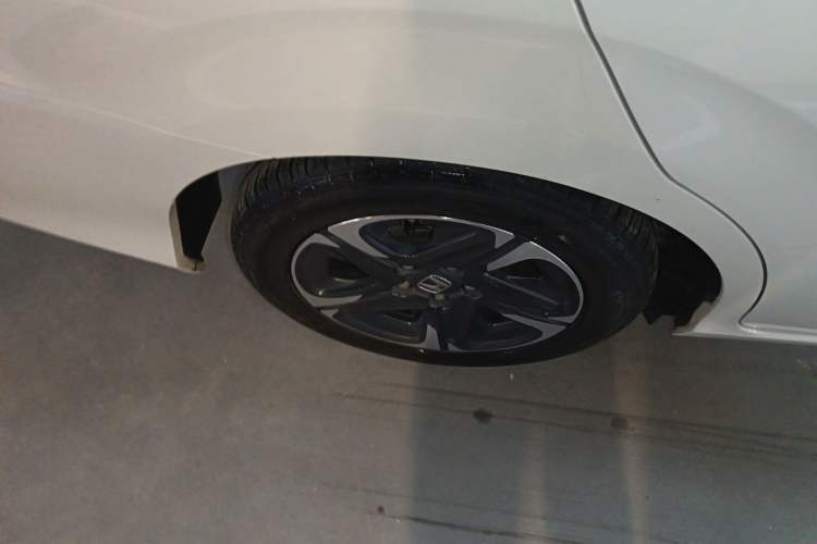 Used Honda Envix 2019 180TURBO CVT Enjoyment Edition China VI Exterior 5