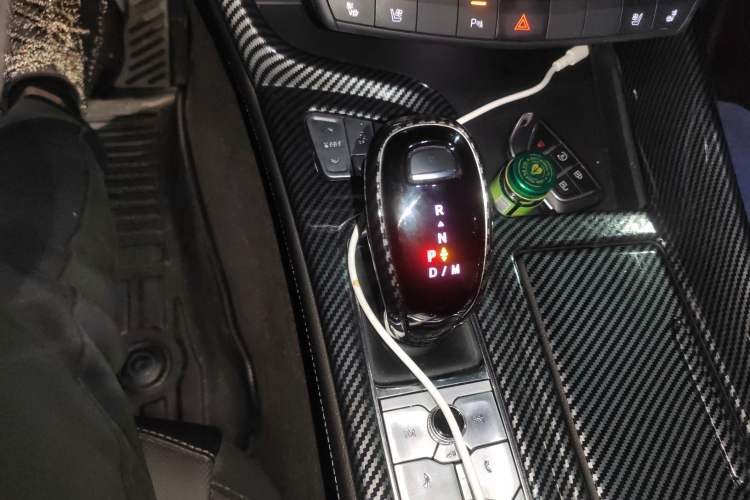 Used Cadillac CT5 2022 28T Luxury Edition Gear Lever