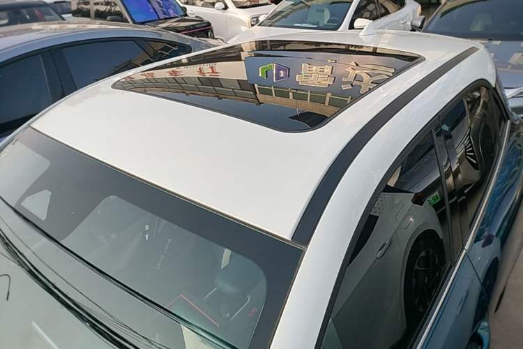 Used ORA Good Cat 2021 400km Standard Range Venus Edition Lithium-Ion Battery
