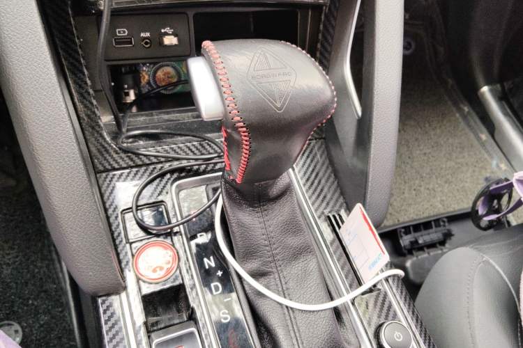 Used BORGWARD BX7 2016 28T Four-Wheel Drive Flagship Version 5 Seats Gear Lever