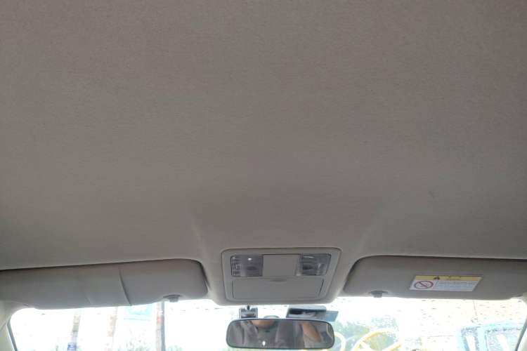 Used Nissan Sylphy 2012 Classic 1.6XE Manual Comfort Edition Headliner