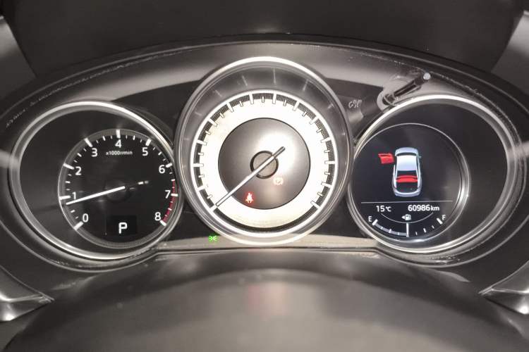 Used Mazda Atenza 2020 2.0L Blue Sky Luxury Edition Odometer Close Up