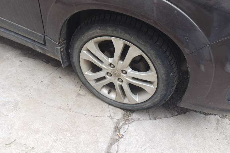 Used Suzuki Liana A6 2014 Hatchback 1.5L Automatic Ideal Model Right Front Wheel Hub