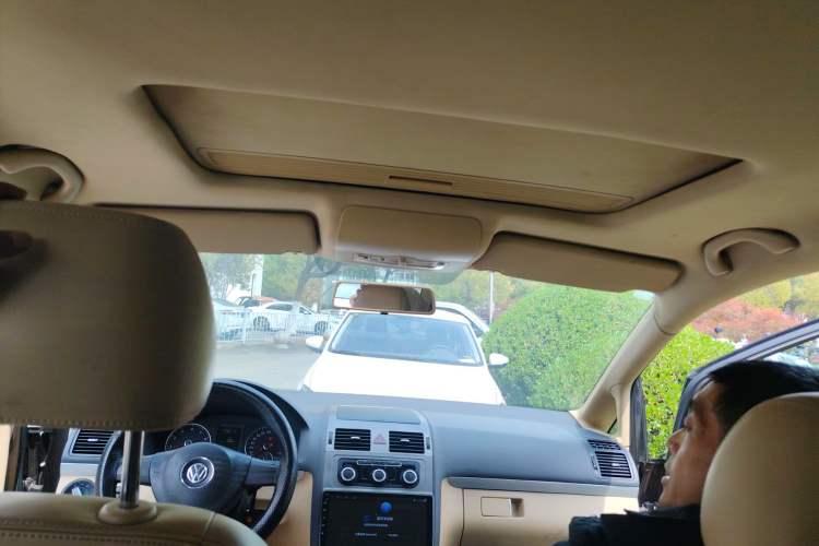 Used Volkswagen Touran 2011 1.4T DSG Zhiya Edition 5 Seats