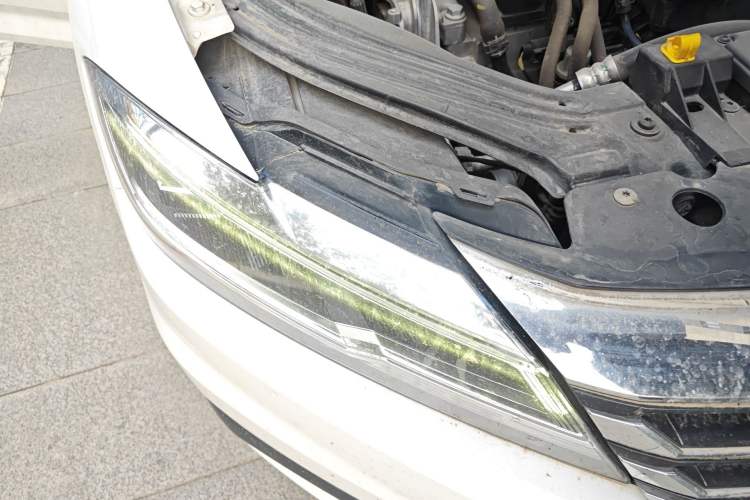 Used Volkswagen Lavida 2018 280TSI DSG Comfort Edition China V Standard Right Front Headlight