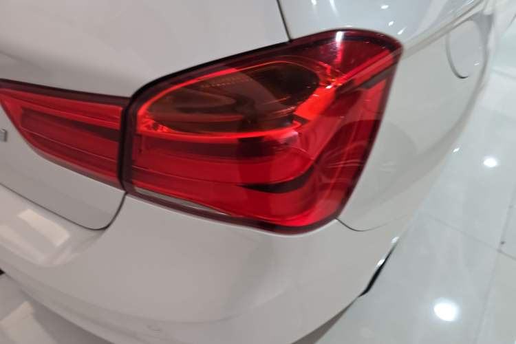 Used BMW 1 Series 2016 118i Leading Model Right Rear Taillight