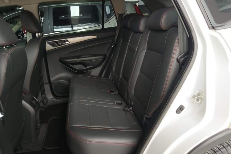 Used Changan CS75 2016 1.8T Automatic Elite Model China V Standard
