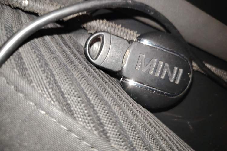 Used MINI Countryman 2017 1.5T COOPER ALL4 Vehicle Key