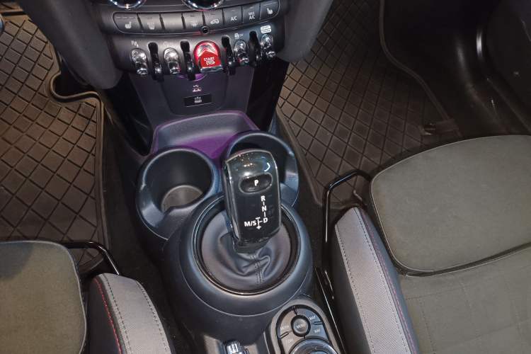 Used MINI JCW 2023 2.0T JOHN COOPER WORKS Pat Moss Commemorative Edition
