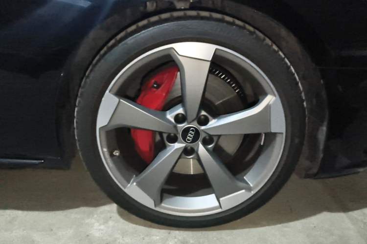 Used Audi S4 2023 S4 3.0TFSI Right Front Wheel Hub