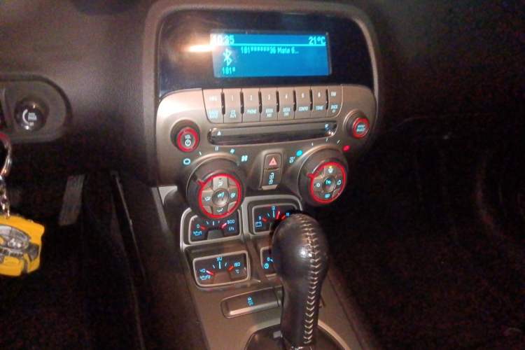 Used Chevrolet Camaro 
