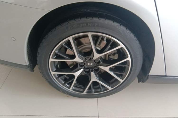 Used XPeng P7 2023 P7i 610 Max Performance Edition
