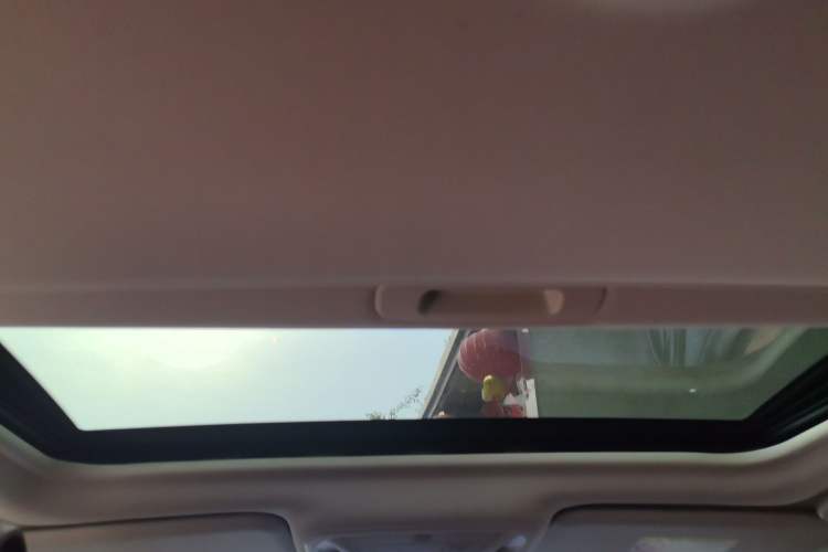 Used Ford Focus 2015 Sedan 1.6L Automatic Trend Model Headliner