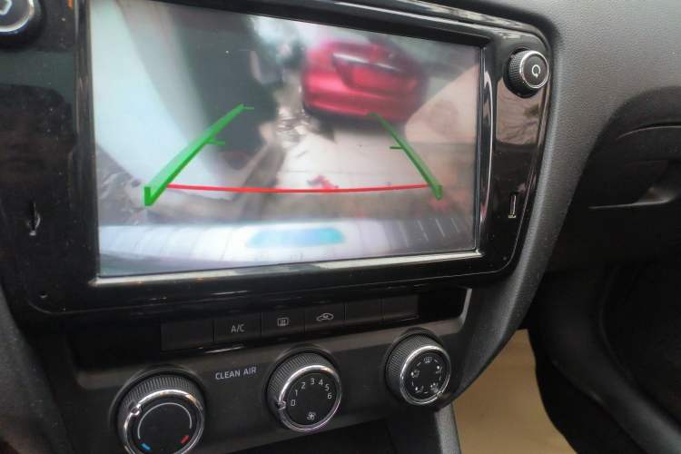 Used Skoda Octavia 2018 Station Wagon TSI230 DSG Luxury Edition
