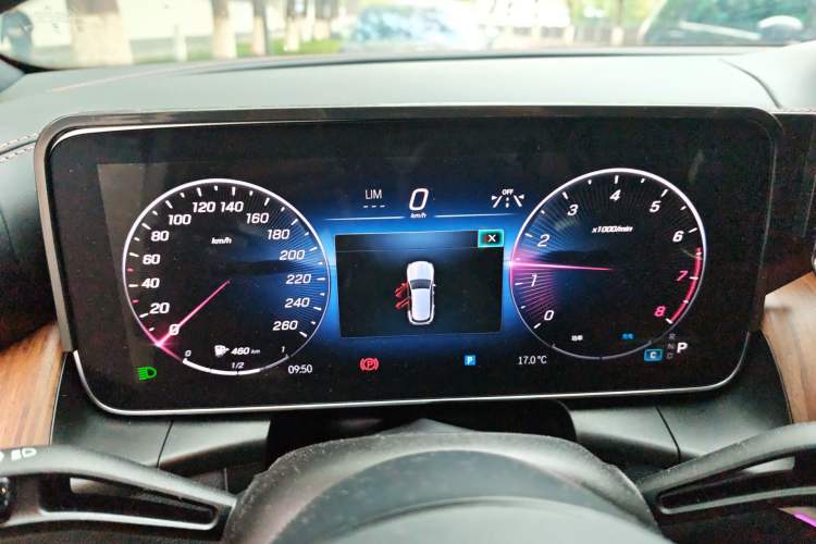 Used Mercedes-Benz GLC 2023 Refreshed GLC 300 L 4MATIC Dynamic Version 7-Seater Instrument Cluster