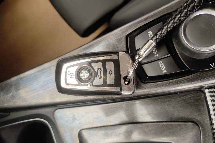 Used BMW 3 Series 2018 320Li Fashion Model
