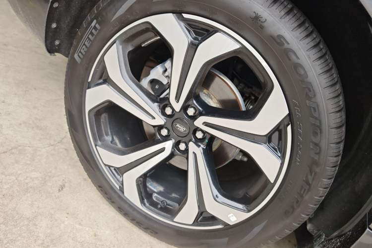 Used Ford Explorer 2023 EcoBoost 285 4x4 ST-LINE 6-Seater
