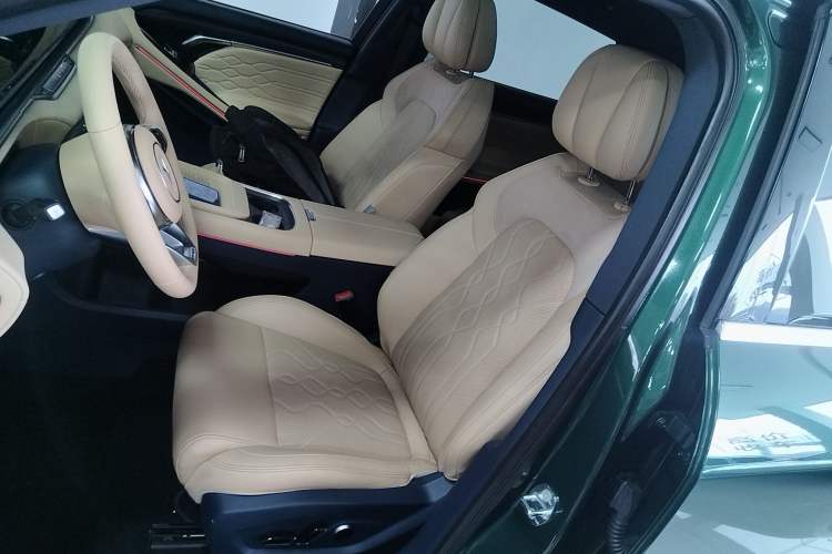 Used VOYAH FREE 2024 Ultra-Long Range Intelligent Driving Version
