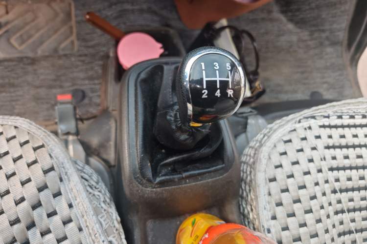 Used Wuling Rongguang S 2022 1.2L Standard Model Window-Sealed Car with Air Conditioning 2 Seats LSI