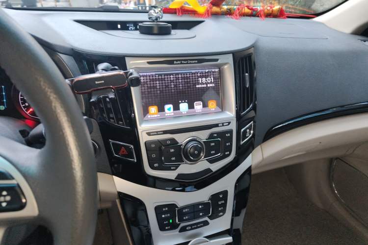 Used BYD e5 2018 450 Smart Connect Deluxe Edition