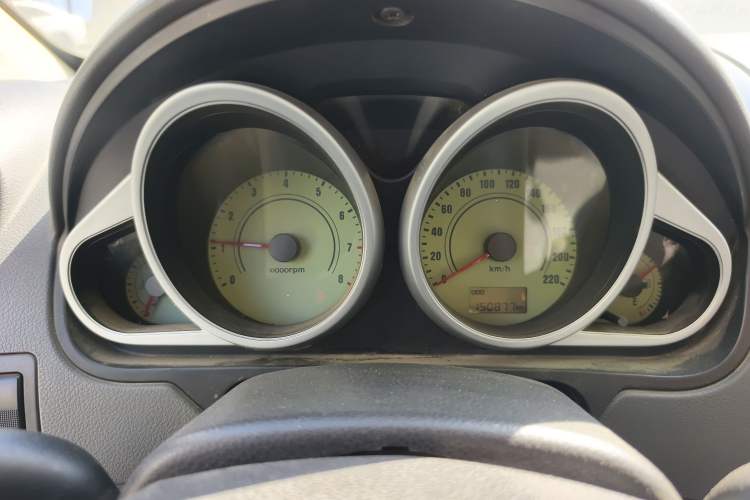 Used Haima Qubit 2012 1.3L Manual Cool Edition Instrument Cluster