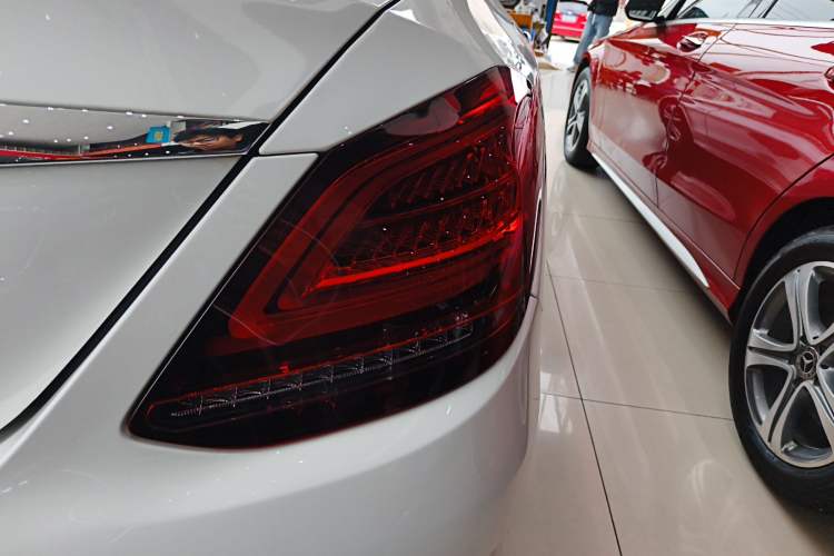 Used Mercedes-Benz C-Class 2020 C 200 L Fashion Edition Sport Version