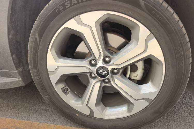 Used Hyundai Santa Fe 2020 380 TGDi Automatic Two-Wheel Drive GLS Luxury Edition Exterior 7