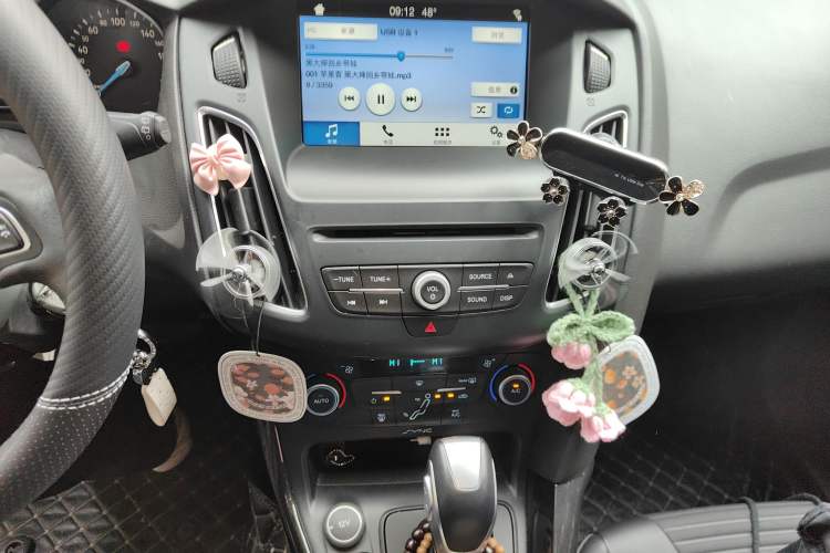 Used Ford Focus 2018 Hatchback Classic EcoBoost 180 Automatic Elite Model
