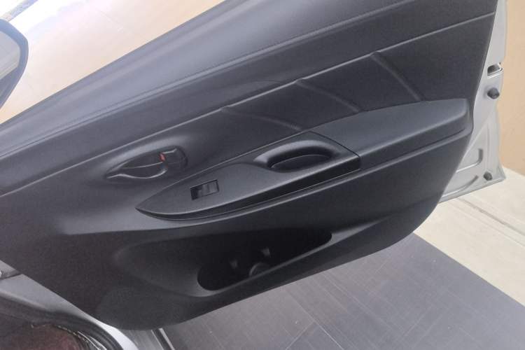 Used Toyota YARiS L Zhi Xuan 2022 X-Trail 1.5L CVT Leading PLUS Edition