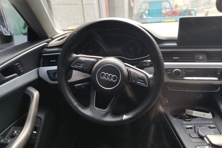Used Audi A5 2017 Sportback 40 TFSI Fashion Model