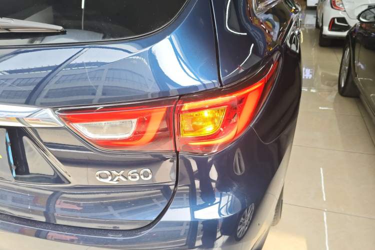 Used Infiniti QX60 2020 2.5 S/C Hybrid Two-Wheel-Drive Excellence Edition