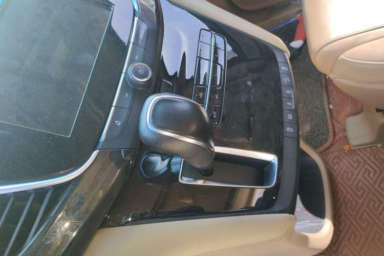 Used Buick GL8 2017 ES 28T Flagship Model China V Standard