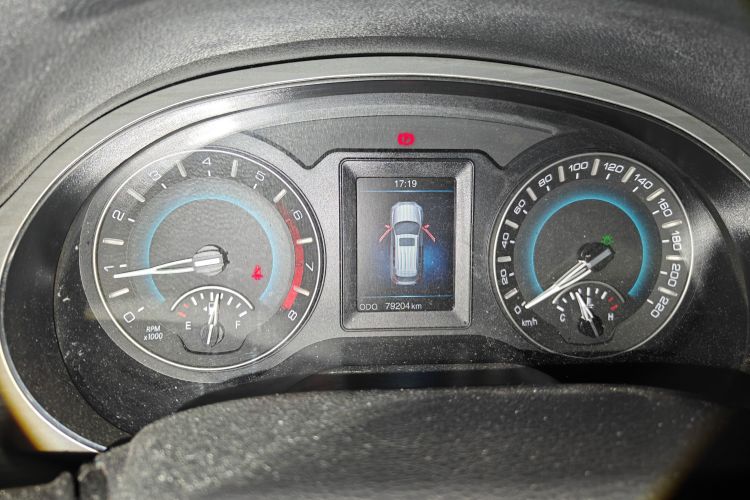 Used Haval H2 2017 Red-Label 1.5T Manual Two-Wheel Drive Luxury Model