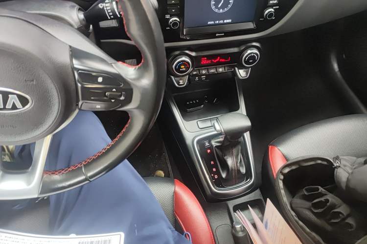 Used Kia KX Cross 2018 1.6L Automatic Dynamic Sunroof Version
