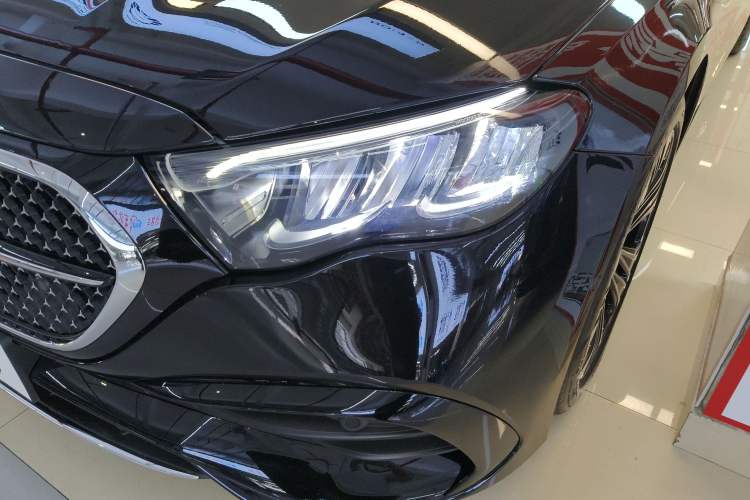 Used Mercedes-Benz E-Class 2024 Facelift E 300 L Fashion Sport Edition
