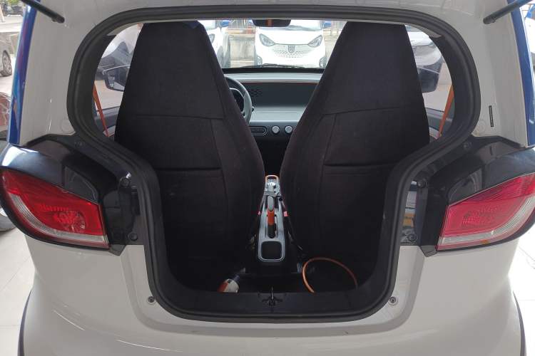 Used Baojun E100 2019 250KM Smart Drive Edition Trunk