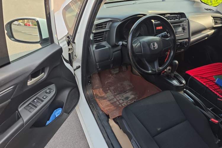 Used Honda Fit 2014 1.5L LX CVT Comfort Model

