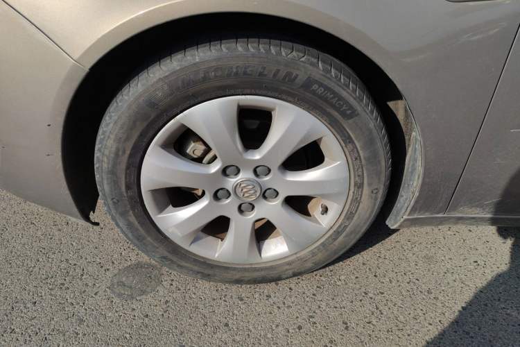 Used Buick Regal 2015 2.0L Leading Fashion Edition