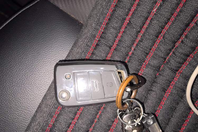 Used Volkswagen T-ROC 2020 280TSI DSG Two-Wheel Drive Comfort Version