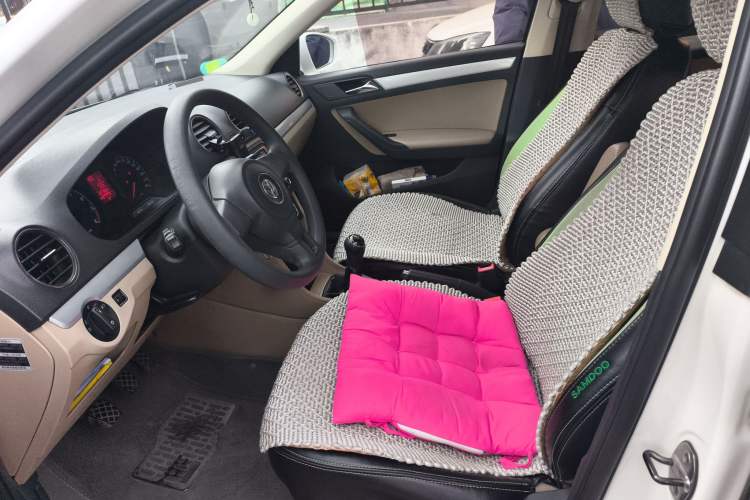 Used Volkswagen Jetta 2013 1.6L Manual Comfort Model Left Front Seat