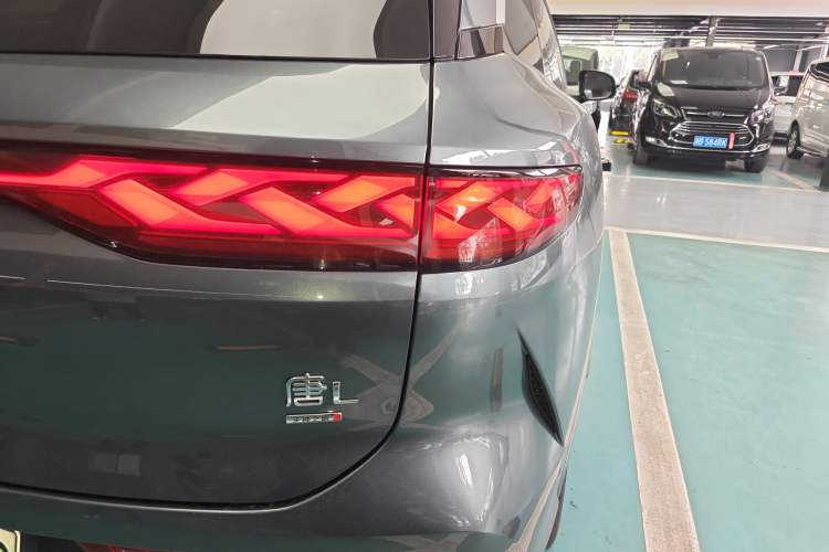 Used BYD Tang L 2025 DM 175KM Drone Player Edition