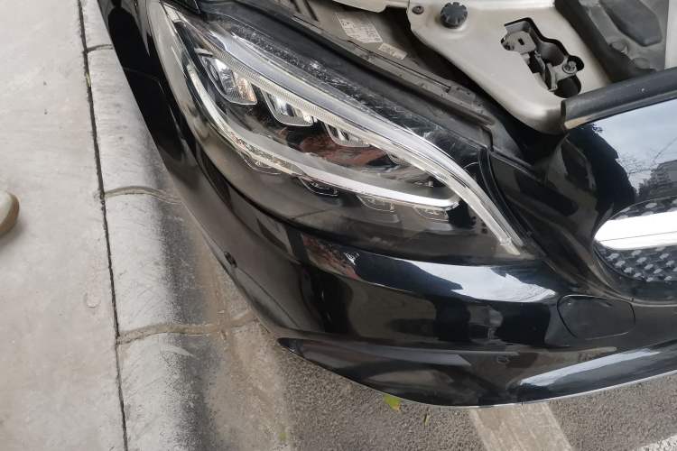 Used Mercedes-Benz C-Class 2020 Restyled C 200 L Fashion Edition Sport Version Right Front Headlight