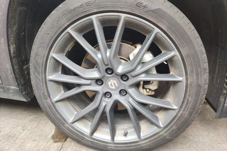 Used Leapmotor C10 2026 605 LiDAR Version Right Front Wheel Hub