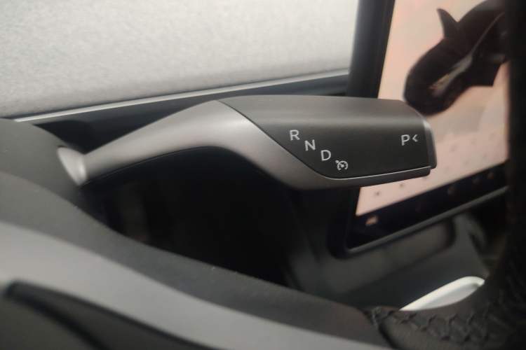 Used Tesla Model Y 2024 Rear-Wheel-Drive Version