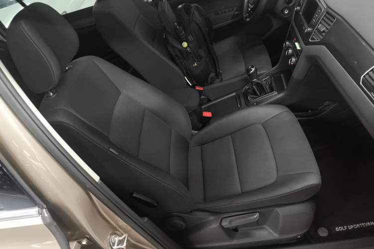 Used Volkswagen Golf Sportsvan 2016 230TSI Manual Entry-Level Trim
