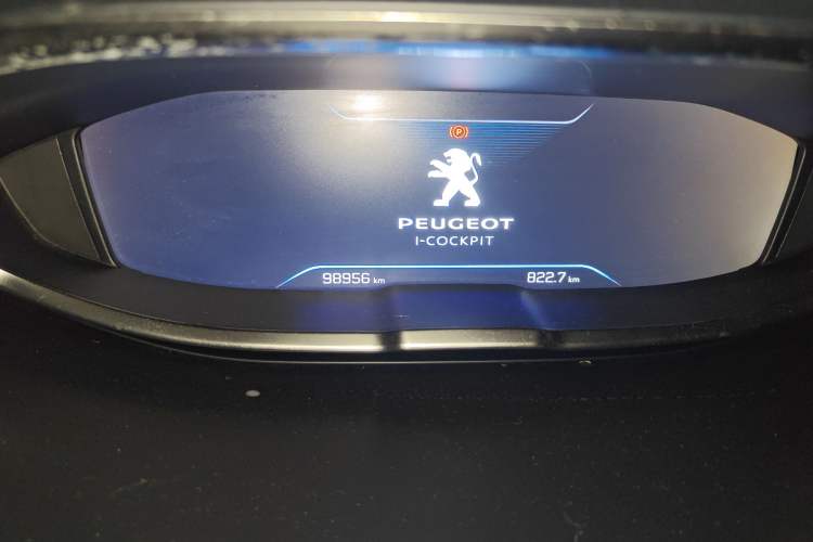 Used Peugeot 5008 2017 380THP 7-Seater Elite Edition
